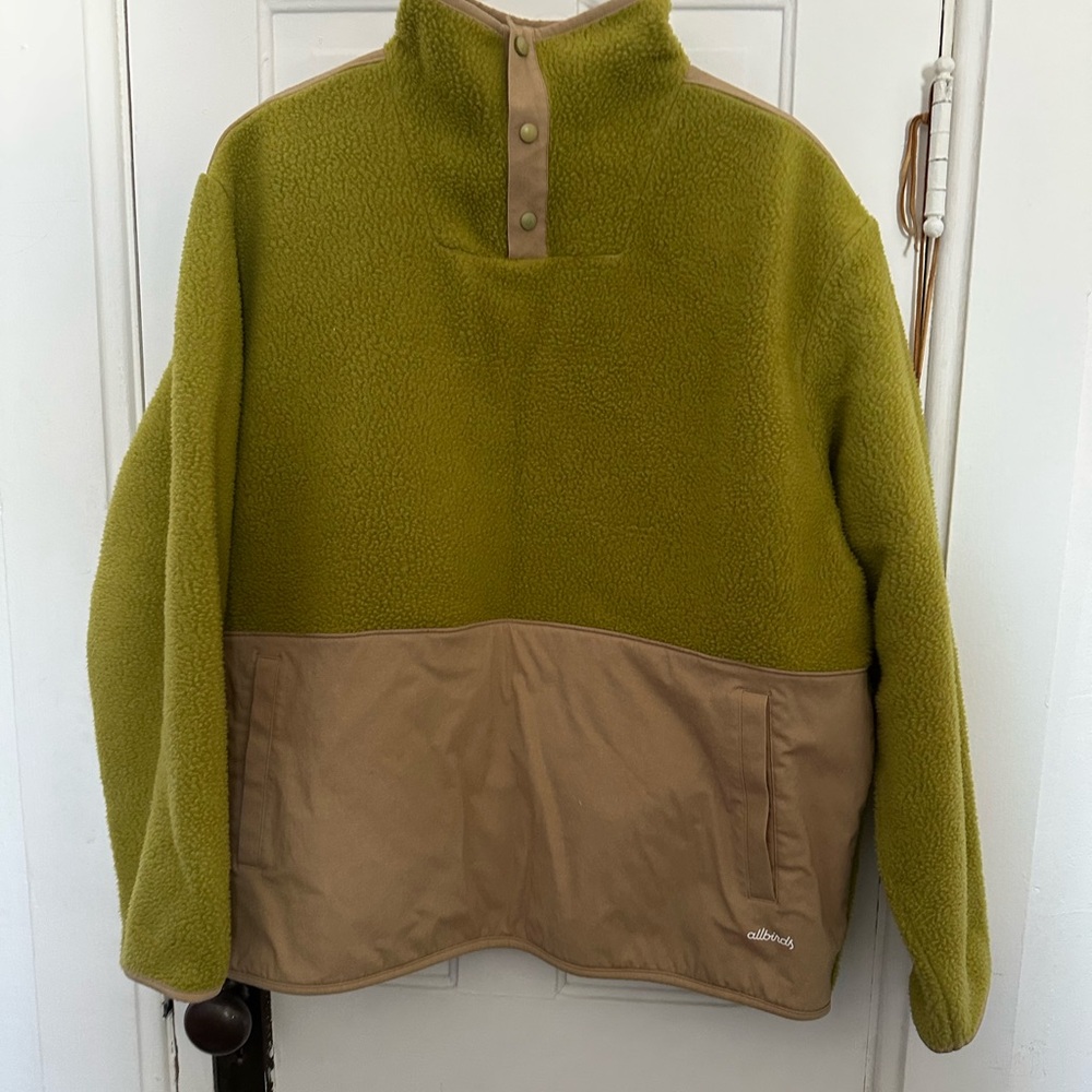 allbirds Olive Green and Tan Fleece Pullover